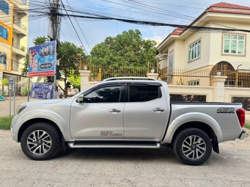Nissan Navara 2019 auto capitas company car very nice car