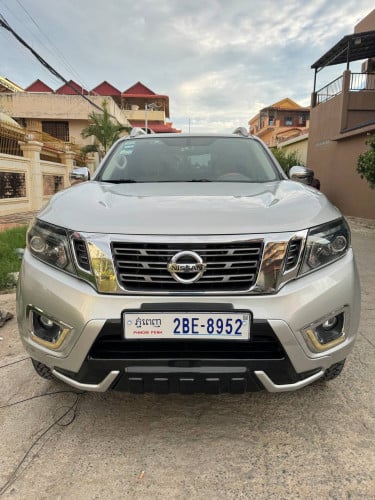 Nissan Navara 2019 auto capitas company car very nice car