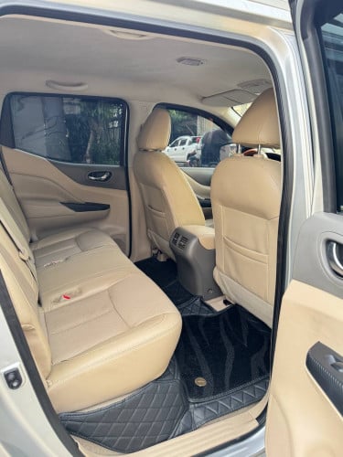 Nissan Navara 2019 auto capitas company car very nice car