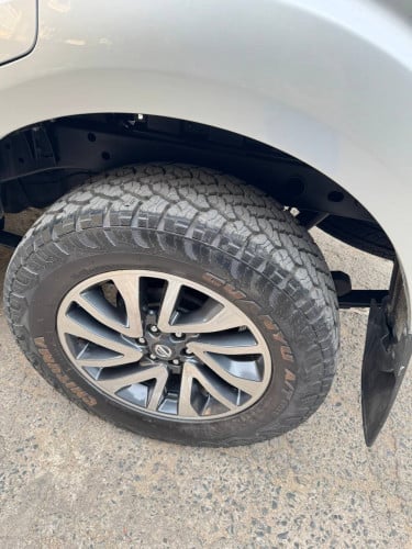 Nissan Navara 2019 auto capitas company car very nice car
