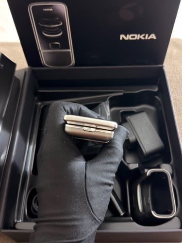 Nokia 8800 Carbon Arte
