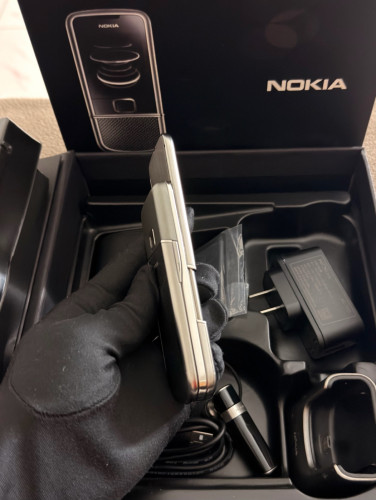 Nokia 8800 Carbon Arte