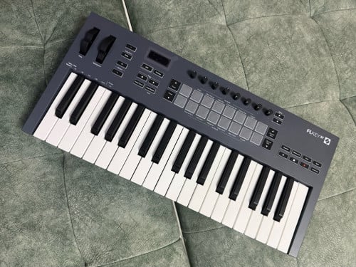 Novation FLkey 37 | MIDI Keyboard Controller