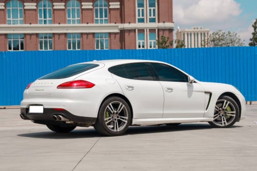 Porsche Panamera 2014 For Rent /出租
