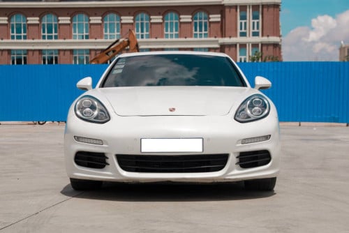 Porsche Panamera 2014 For Rent /出租