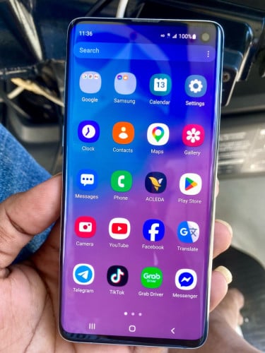 Samsung s10 តូច Ram8 128g លក់50$