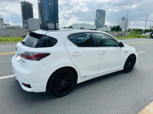 sedan