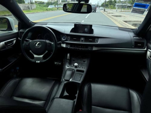 sedan