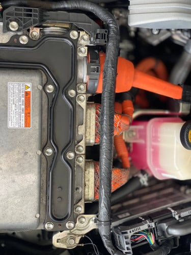 Toyota Prius 2012 option 3 Solarទេីបតែចូលស្តុកថ្មី តម្លៃល្អ បង់រំលស់សិក្សា១៥នាទីដកឡាន