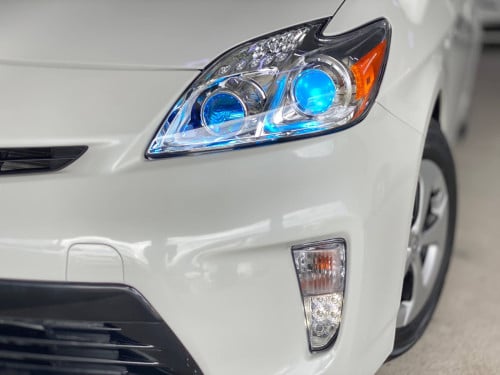 Toyota Prius 2012 option 3 Solarទេីបតែចូលស្តុកថ្មី តម្លៃល្អ បង់រំលស់សិក្សា១៥នាទីដកឡាន