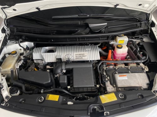 Toyota Prius 2012 option 3 Solarទេីបតែចូលស្តុកថ្មី តម្លៃល្អ បង់រំលស់សិក្សា១៥នាទីដកឡាន