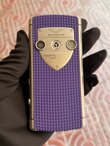 Vertu Constellation SmileTrain