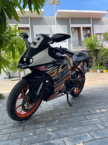 KTM RC 200cc ឆ្នាំ 2015 កាតគ្រី