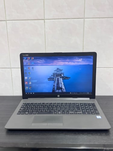 Laptop HP 250 G7