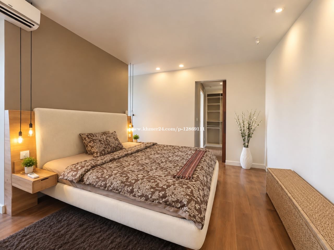 Penthouse For Rent in Phnom Penh