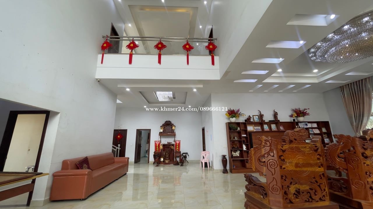 ផ្ទះ Villa ធំស្អាត ប្រណិត ទំហំធំ នៅសែនសុខ – ក្រាំងធ្នង់ ត្រូវការលក់បន្ទាន់ខ្លាំង  (  $1,250,000 តម្លៃចរចារបាន ) ម្ចាស់ផ្ទាល់
