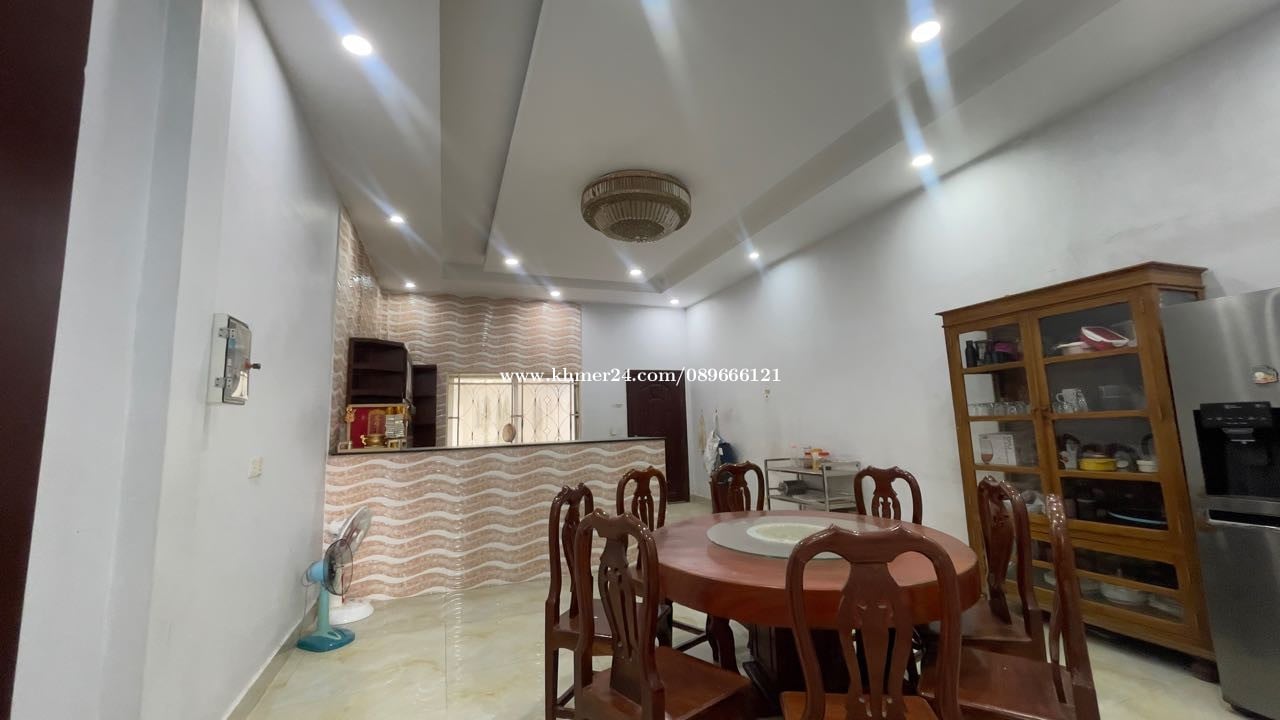 ផ្ទះ Villa ធំស្អាត ប្រណិត ទំហំធំ នៅសែនសុខ – ក្រាំងធ្នង់ ត្រូវការលក់បន្ទាន់ខ្លាំង  (  $1,250,000 តម្លៃចរចារបាន ) ម្ចាស់ផ្ទាល់