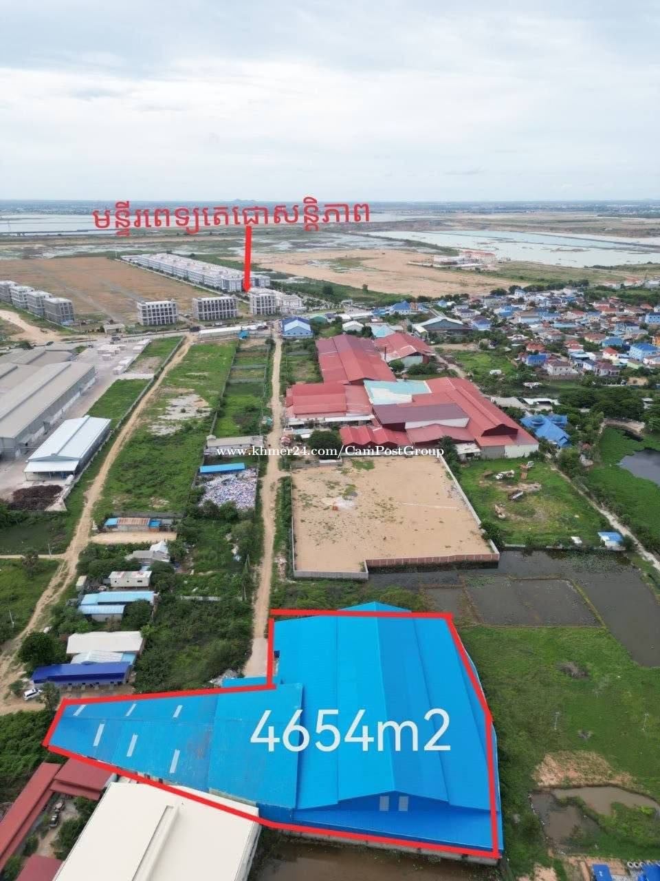 ដីនិងឃ្លាំងលក់ផ្លូវកប់ស្រូវ ទល់មុខមន្ទីរពេទ្យសម្តេចតេជោហ៊ុនសែន