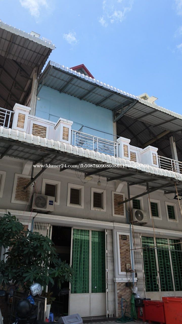 ផ្ទះលក់បន្ទាន់ នៅ ភ្នំពេញ  ខណ្ឌដង្កោ  តម្លៃលក់  $68,500  អាចចរចាបាន  ( ម្ចាស់ផ្ទាល់ )​