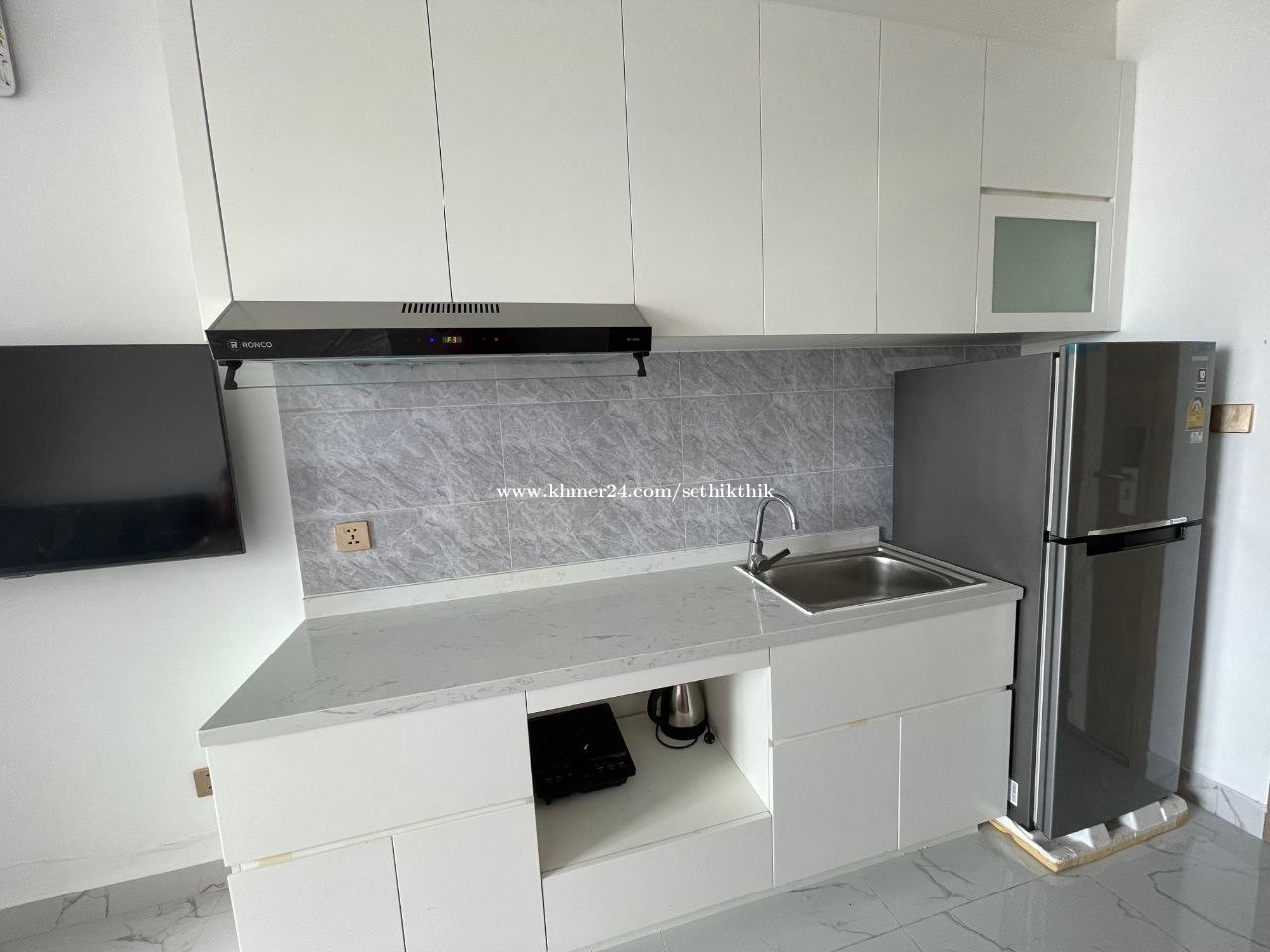 Studio room 250$