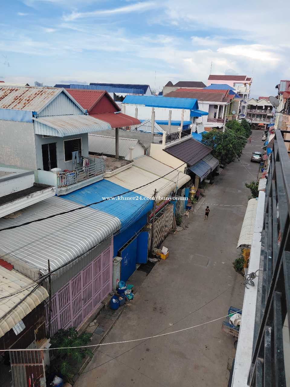 បន្ទប់ជួលថ្មី ជិតសាលាកសិកម្មចំការដូង