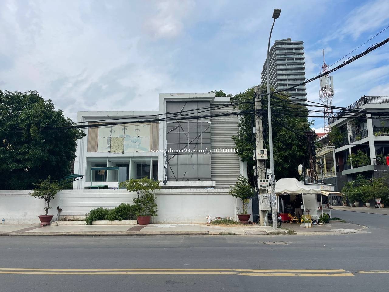🏢 ដីកែងមានអគារសម្រាប់ជួល – ទួលគោក