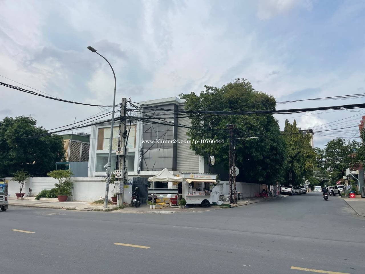 🏢 ដីកែងមានអគារសម្រាប់ជួល – ទួលគោក