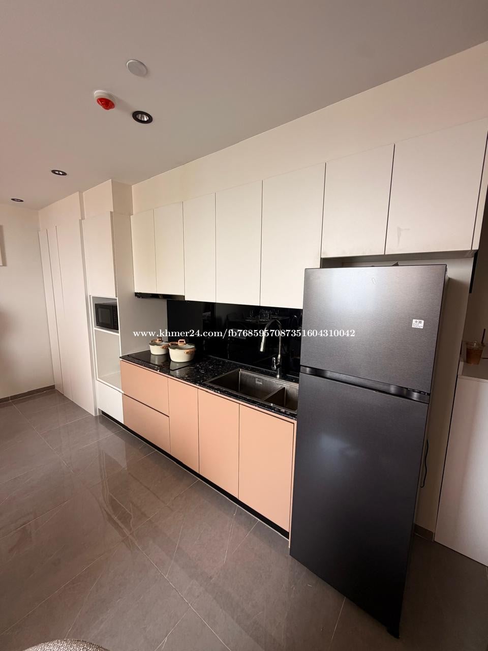 Luxury apartment 43 floor