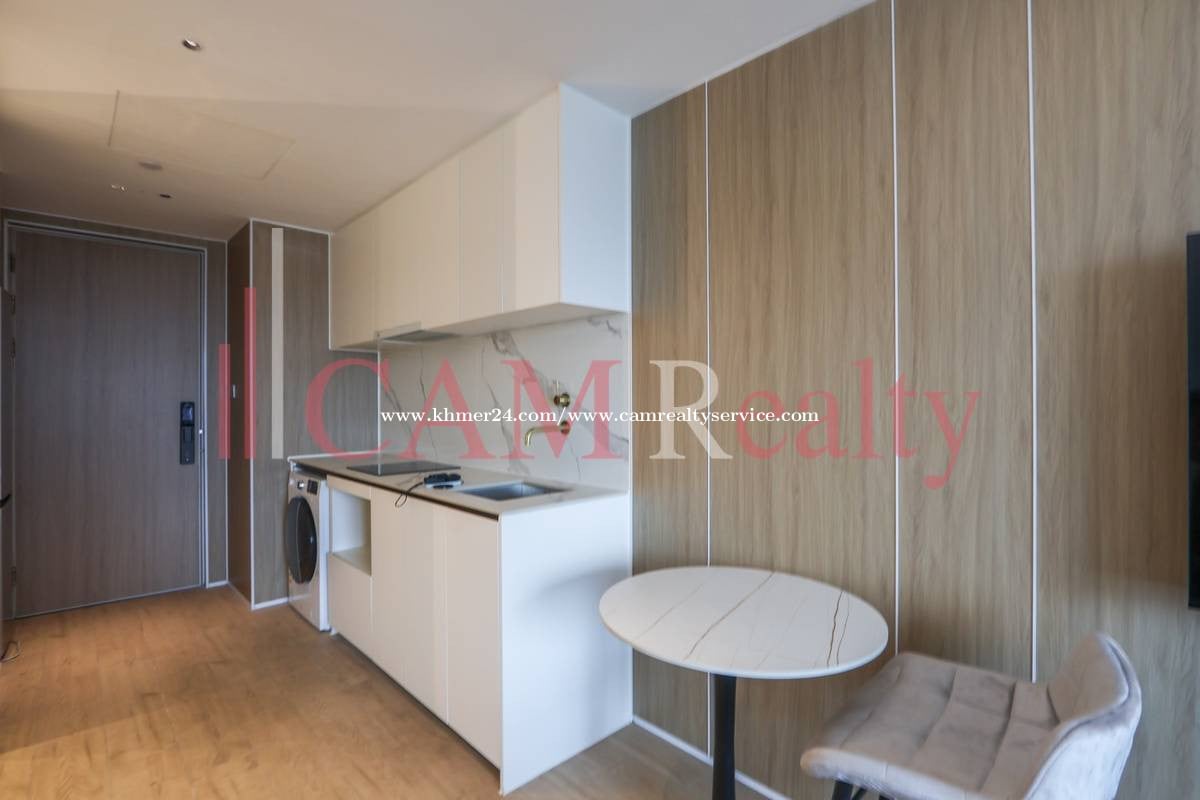Best Price | 7th Floor Studio Condo For Rent in Vue Aston