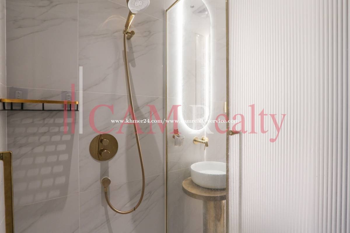 Best Price | 7th Floor Studio Condo For Rent in Vue Aston