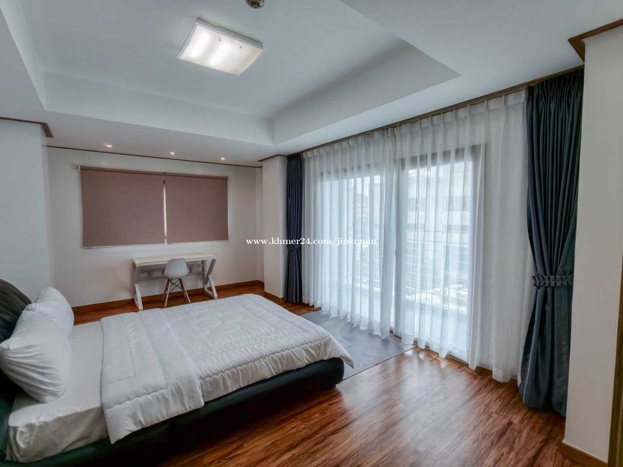 3B+one smallroom