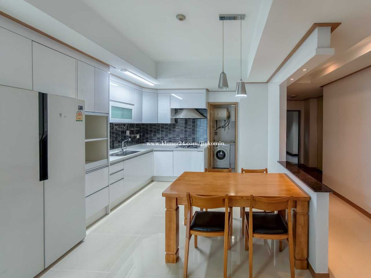 3B+one smallroom
