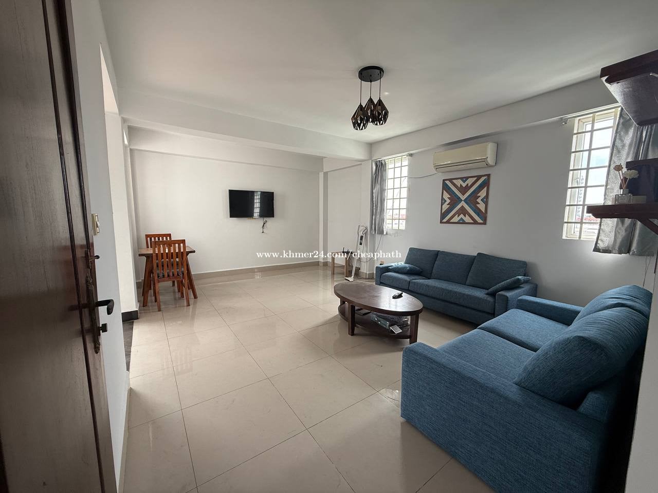 1 & 2 bedrooms with swimming pool