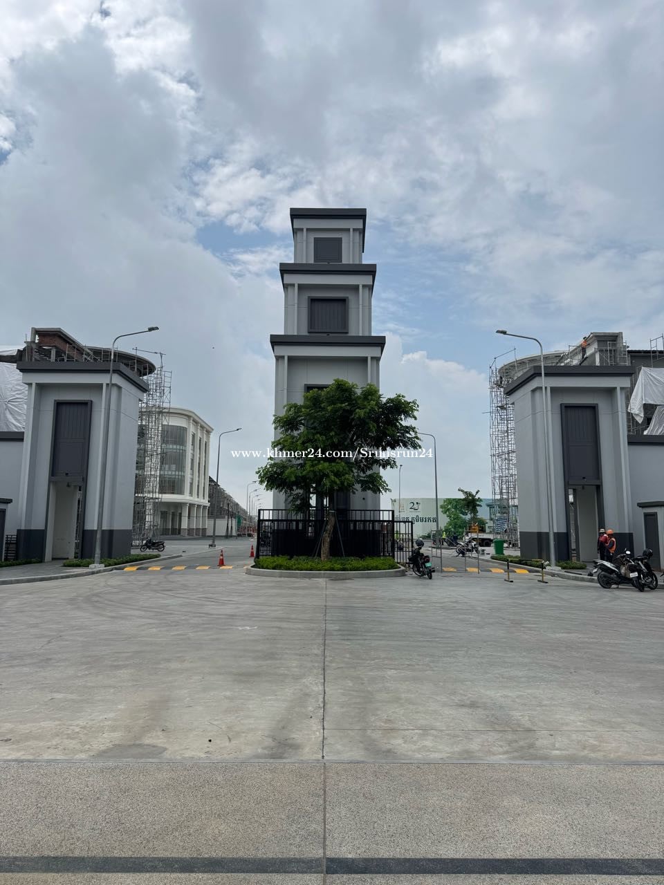 លក់វីឡាភ្លោះ SE ហ្រ្គែនលែនម៉ាក271