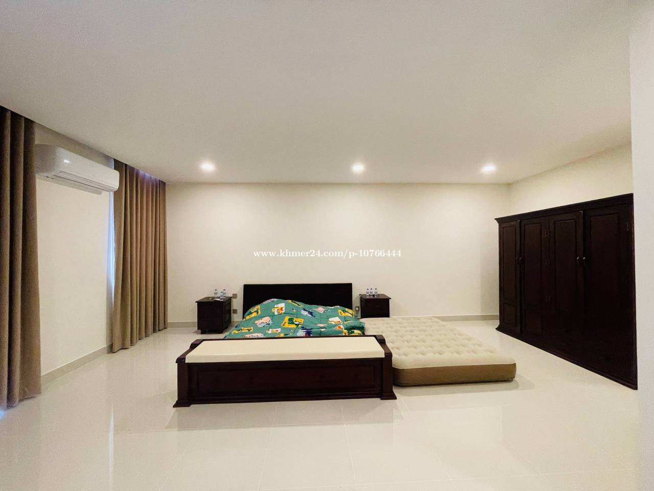 Twin Villa For Rent  in Borey Penghout Boeung Snor Project Eco Poli