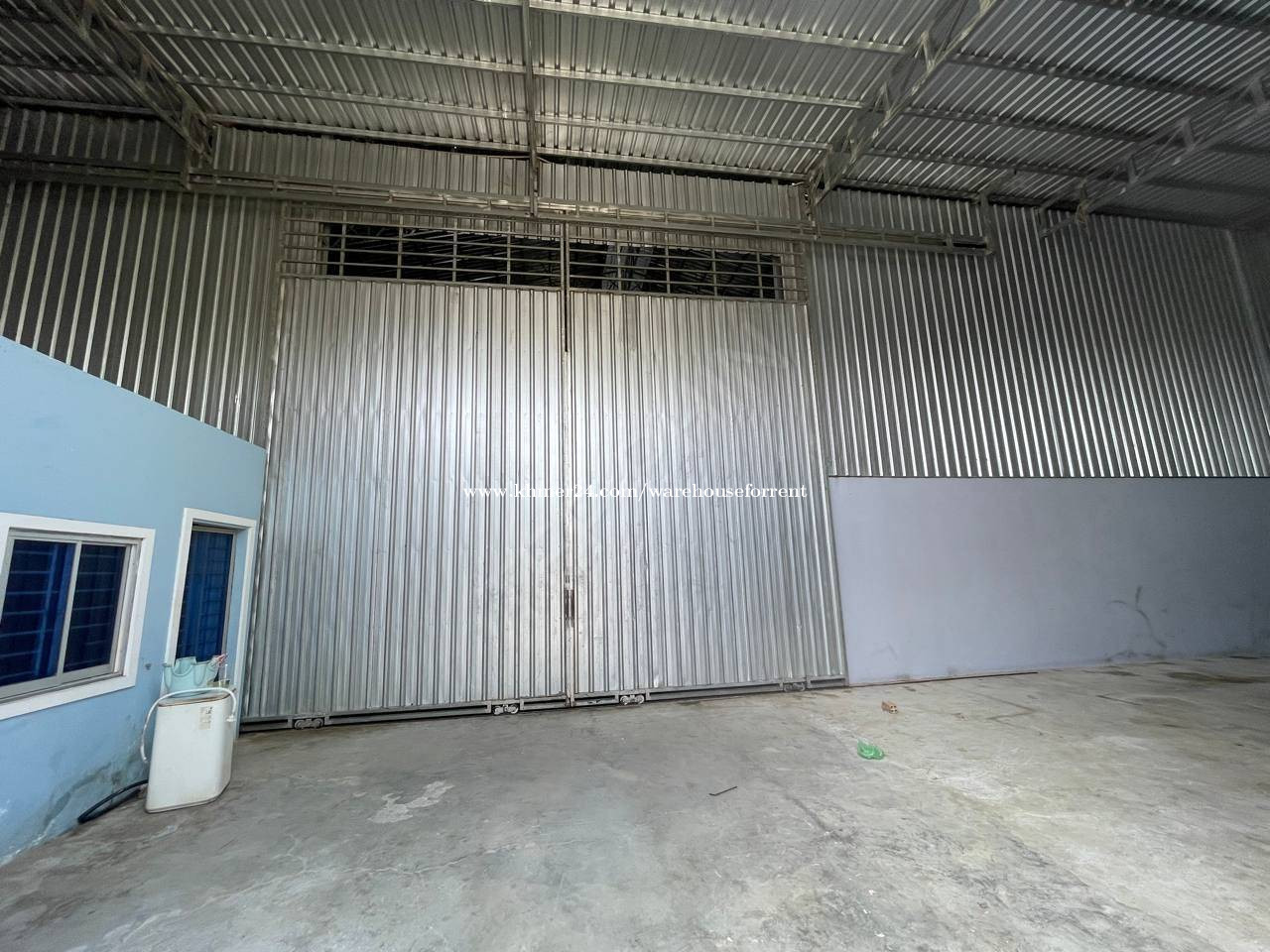 ឃ្លាំងសំរាប់ជួលនៅសែនសុខ