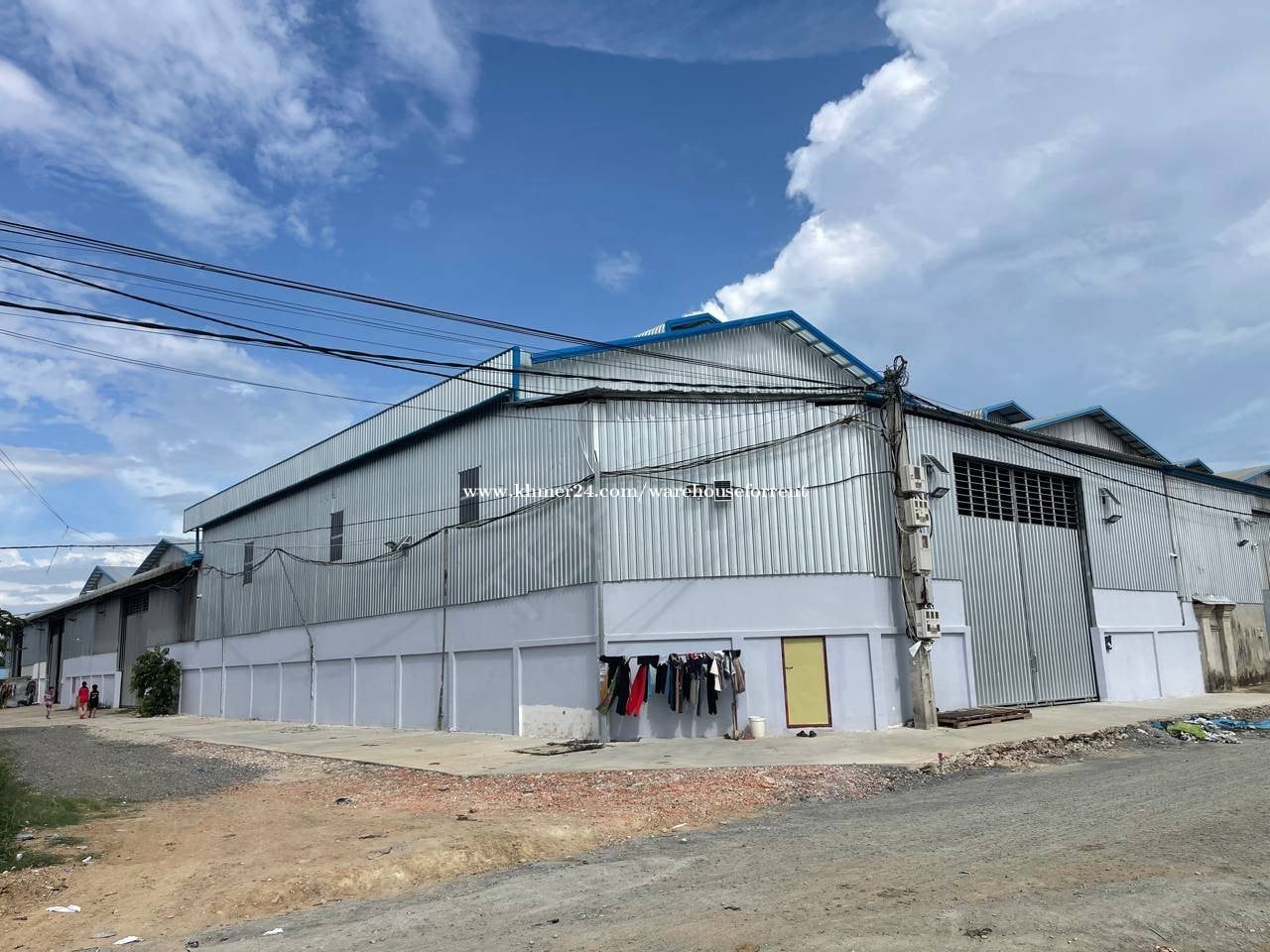 ឃ្លាំងសំរាប់ជួលនៅសែនសុខ