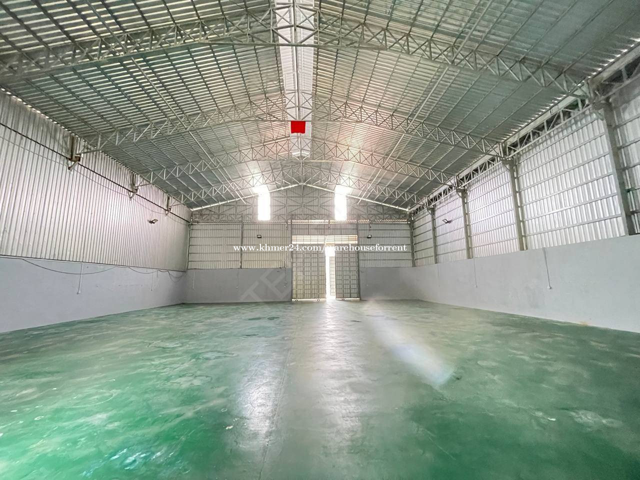 ឃ្លាំងសំរាប់ជួលនៅសែនសុខ