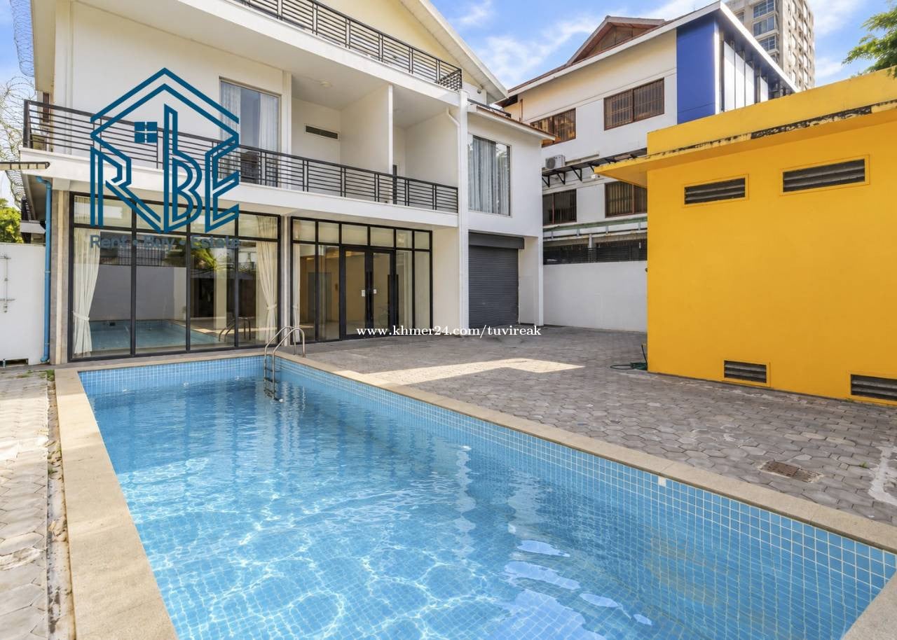 🏡 11-Bedroom Single Villa for Rent in BKK1, Phnom Penh