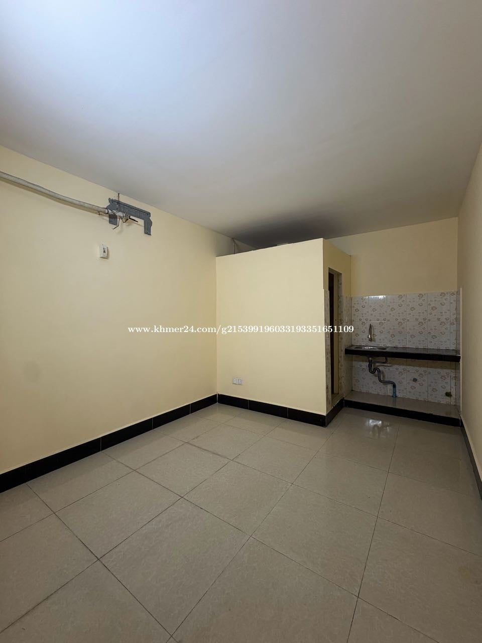 Room for rent near Central Market