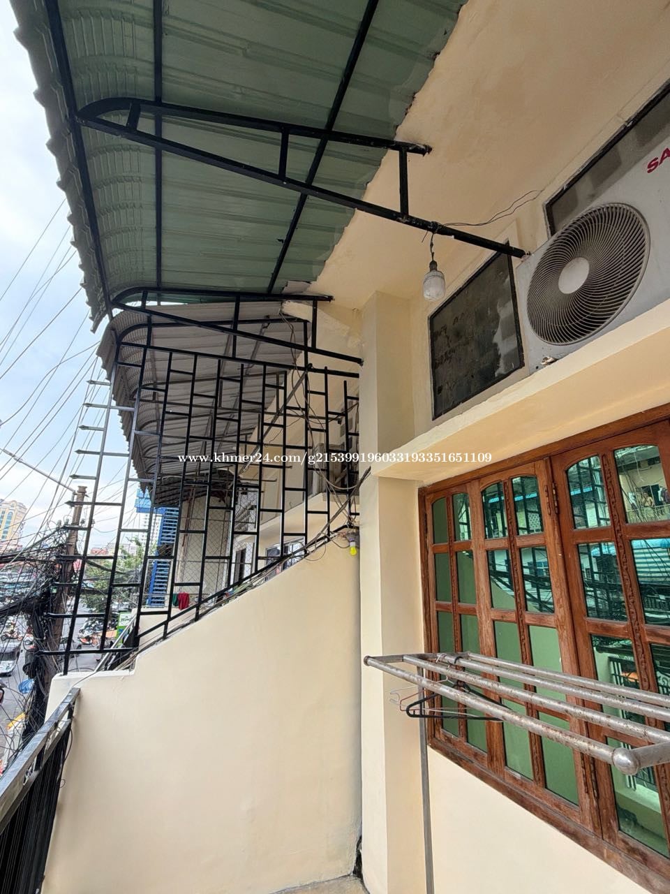 Room for rent near Central Market
