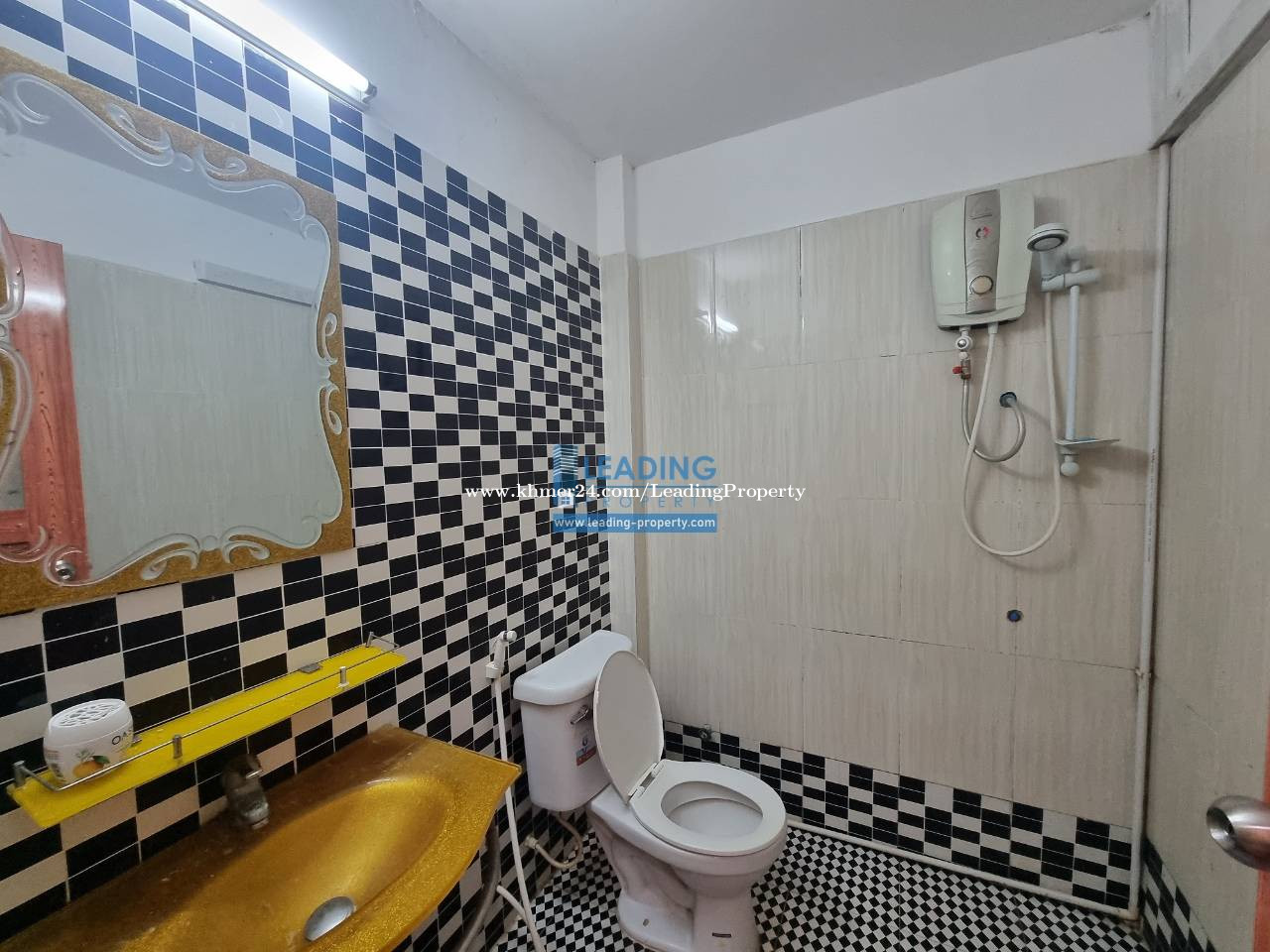 N835 | Studio Apartment For Rent Near Bali Resort Hotel Street 2004