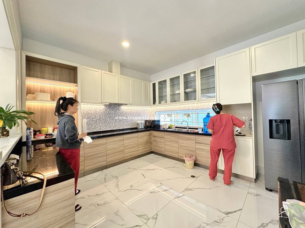 វីឡាព្រីន(A)សម្រាប់លក់🏡• ទីតាំងបុរី ប៉េងហួត បឹងស្នោរ