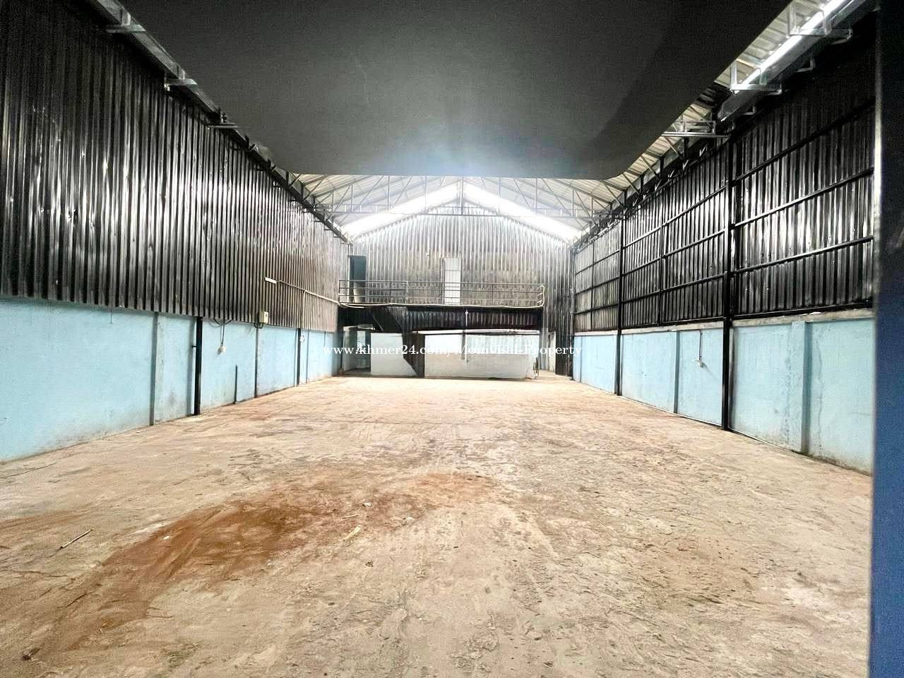 Warehouse for Rent – AEONII/SenSok