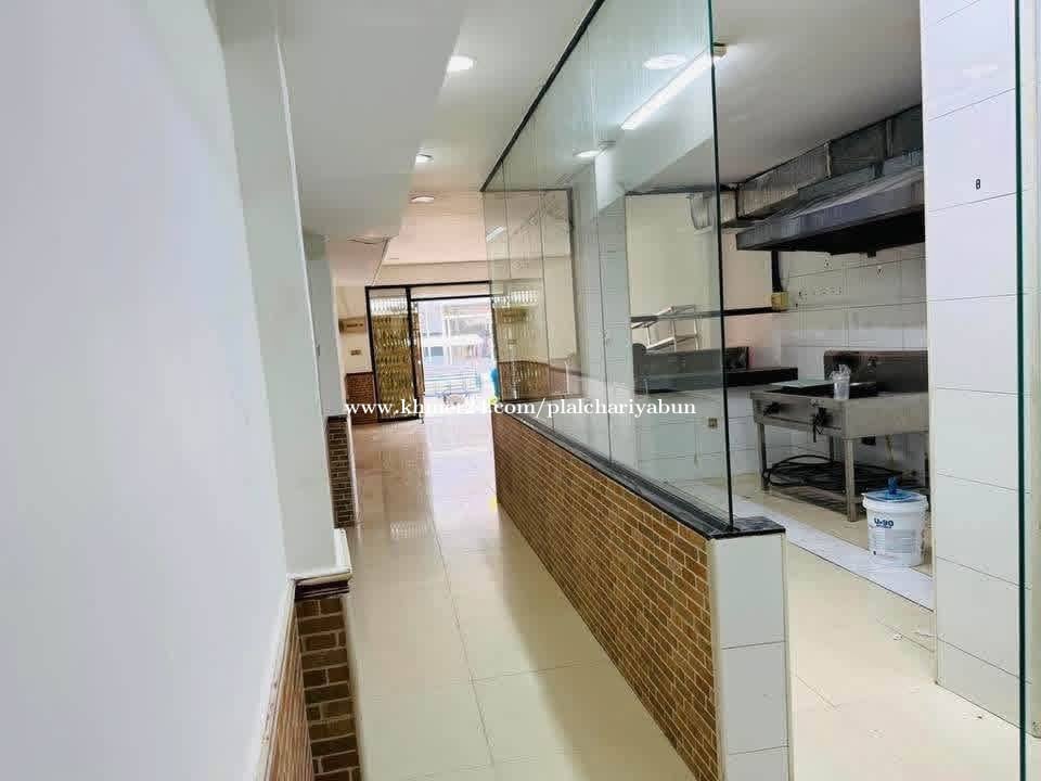 ផ្ទះអាជីវកម្មសំរាប់ជួល,ឬ,លក់: H/P: +855 12 234 748