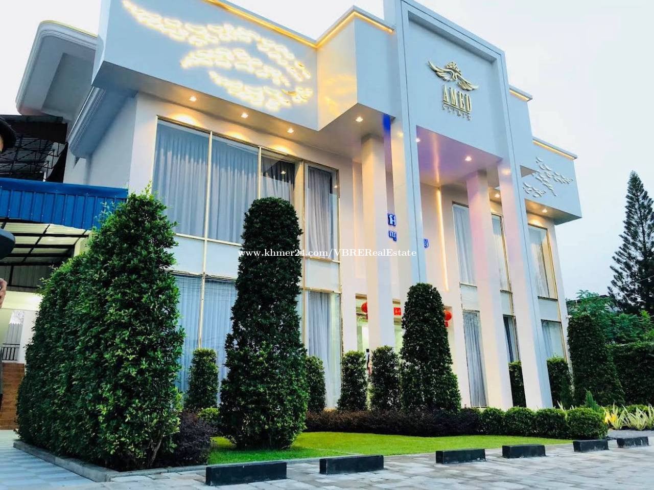 ផ្ទះអាជីវកម្មសម្រាប់ជួល/Shop House for Rent នៅជិតស្តុបផ្សារមាន់អាំង ទីតាំង:សង្កាត់បឹងកក់២ ខណ្ឌទួលគោក
