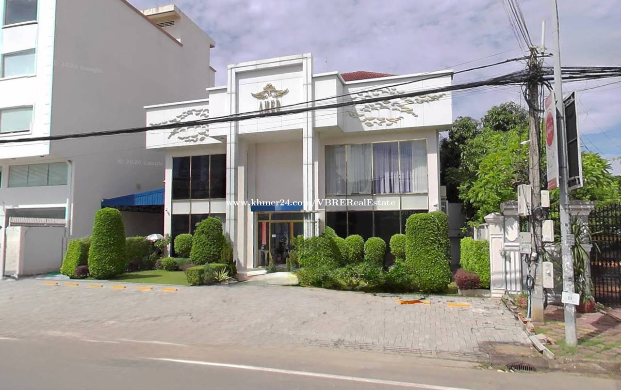 ផ្ទះអាជីវកម្មសម្រាប់ជួល/Shop House for Rent នៅជិតស្តុបផ្សារមាន់អាំង ទីតាំង:សង្កាត់បឹងកក់២ ខណ្ឌទួលគោក