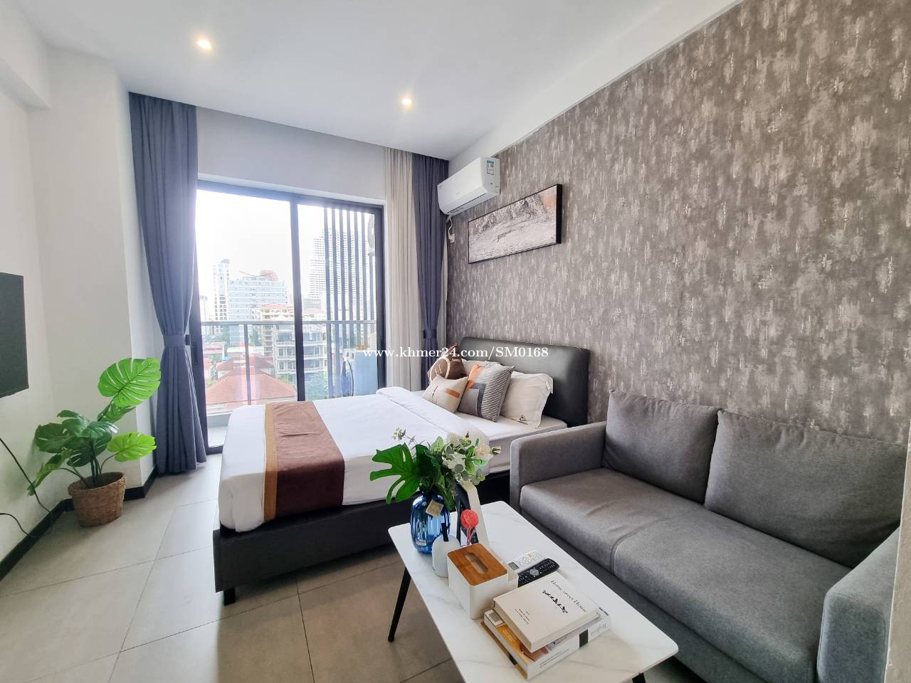 BKK1 Studio Condo with Swimming Pool near Independence Monument