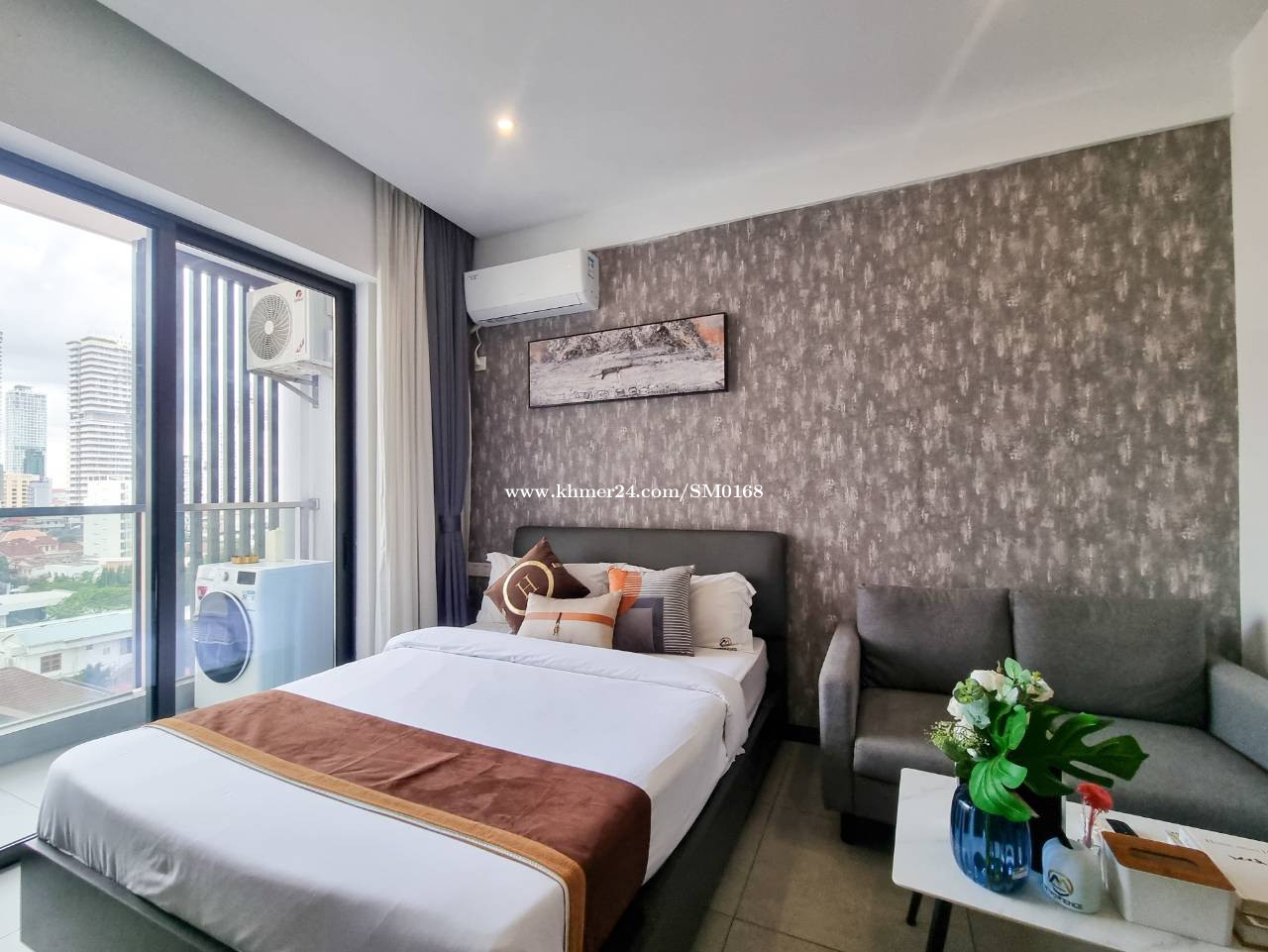 BKK1 Studio Condo with Swimming Pool near Independence Monument