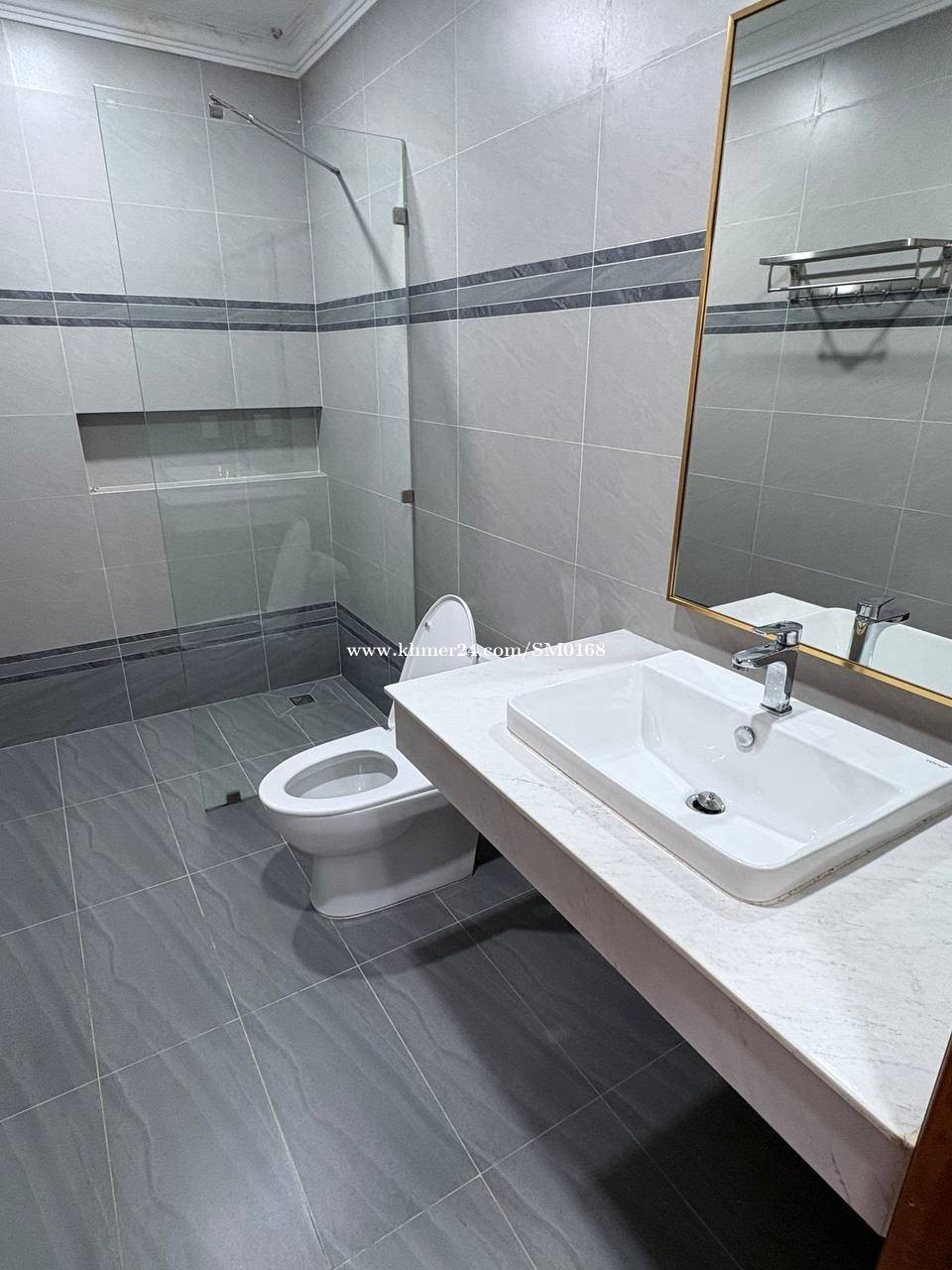 Serviced 1Bedroom Apartment for rent in BKK1 near ABA Bank